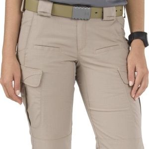 Gently worn 5.11 Women’s Stryker pants